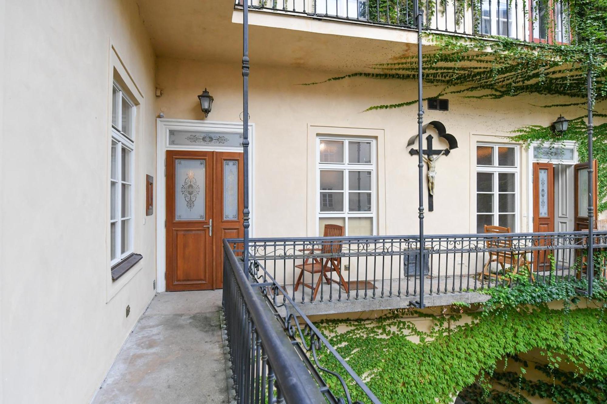 St Giles Sauna And Pool Table Apt Prag