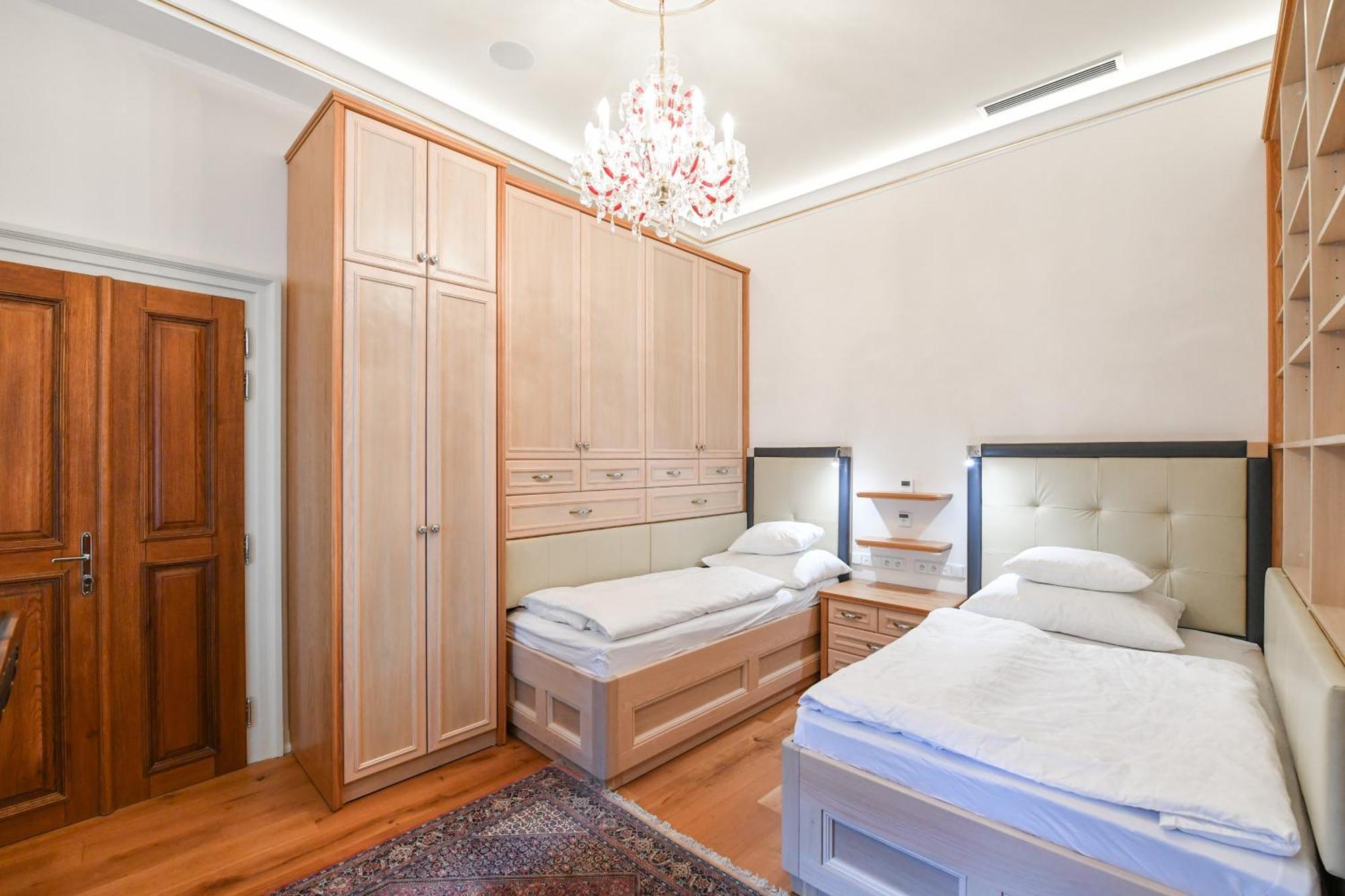Apartment St Giles Sauna And Pool Table Apt Prag